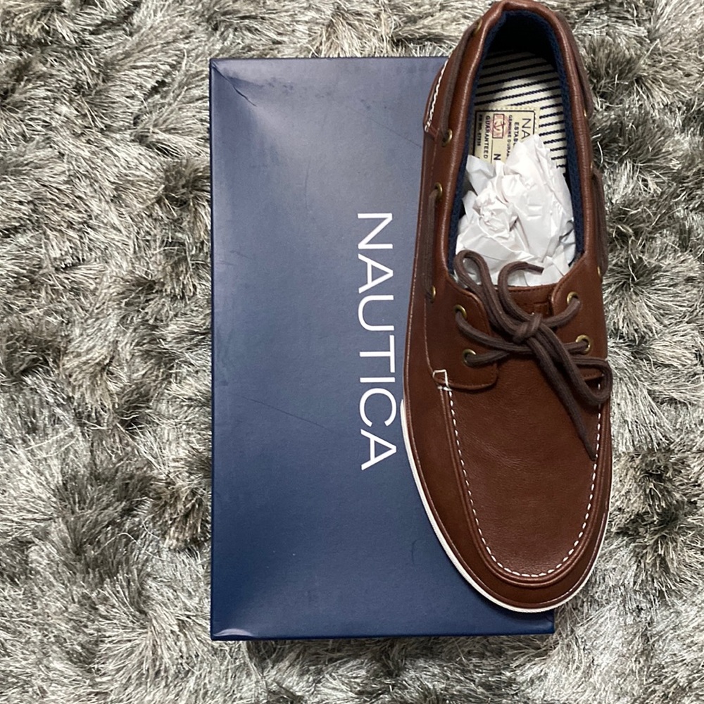 Nautica 13 Brown